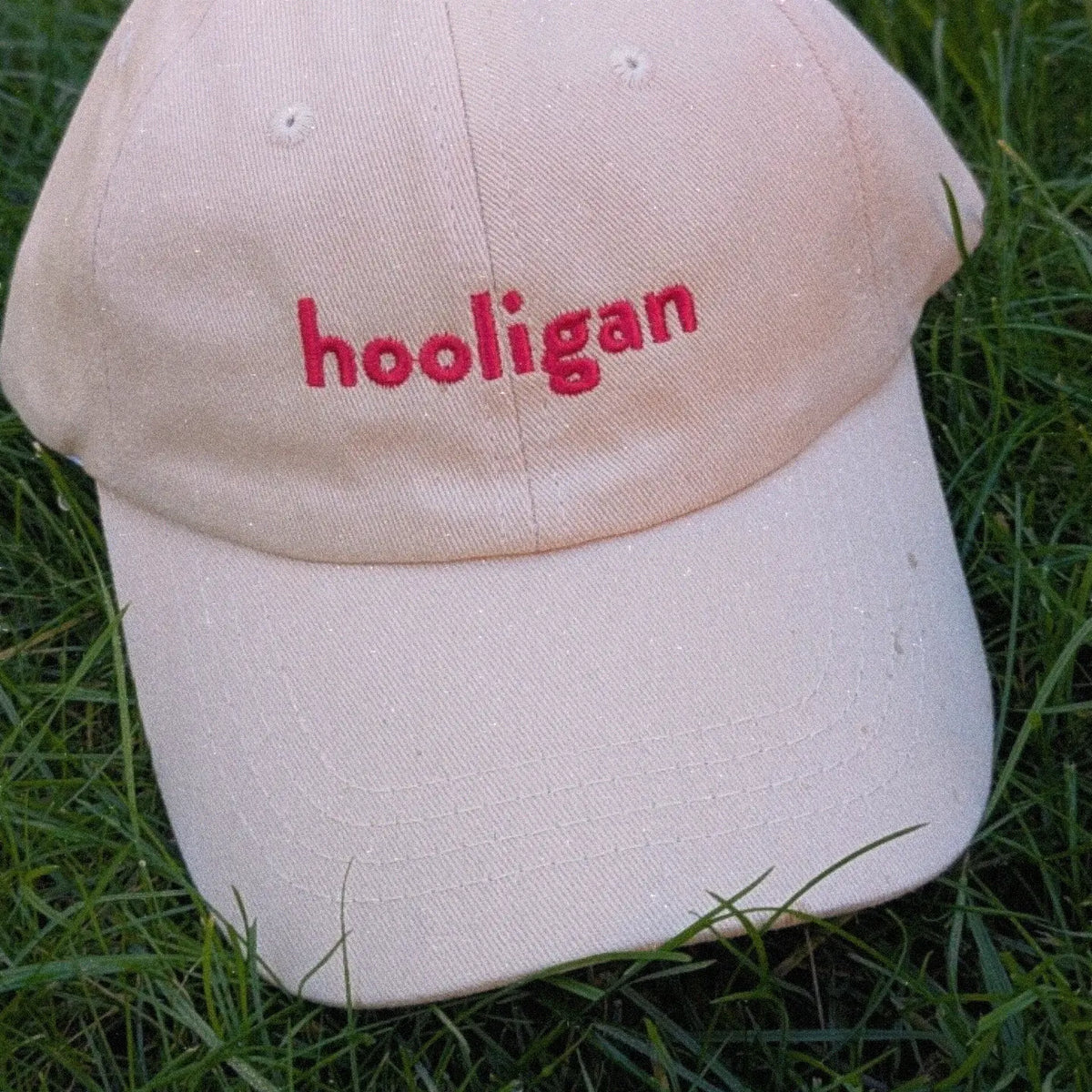 Hooligan one colour cap