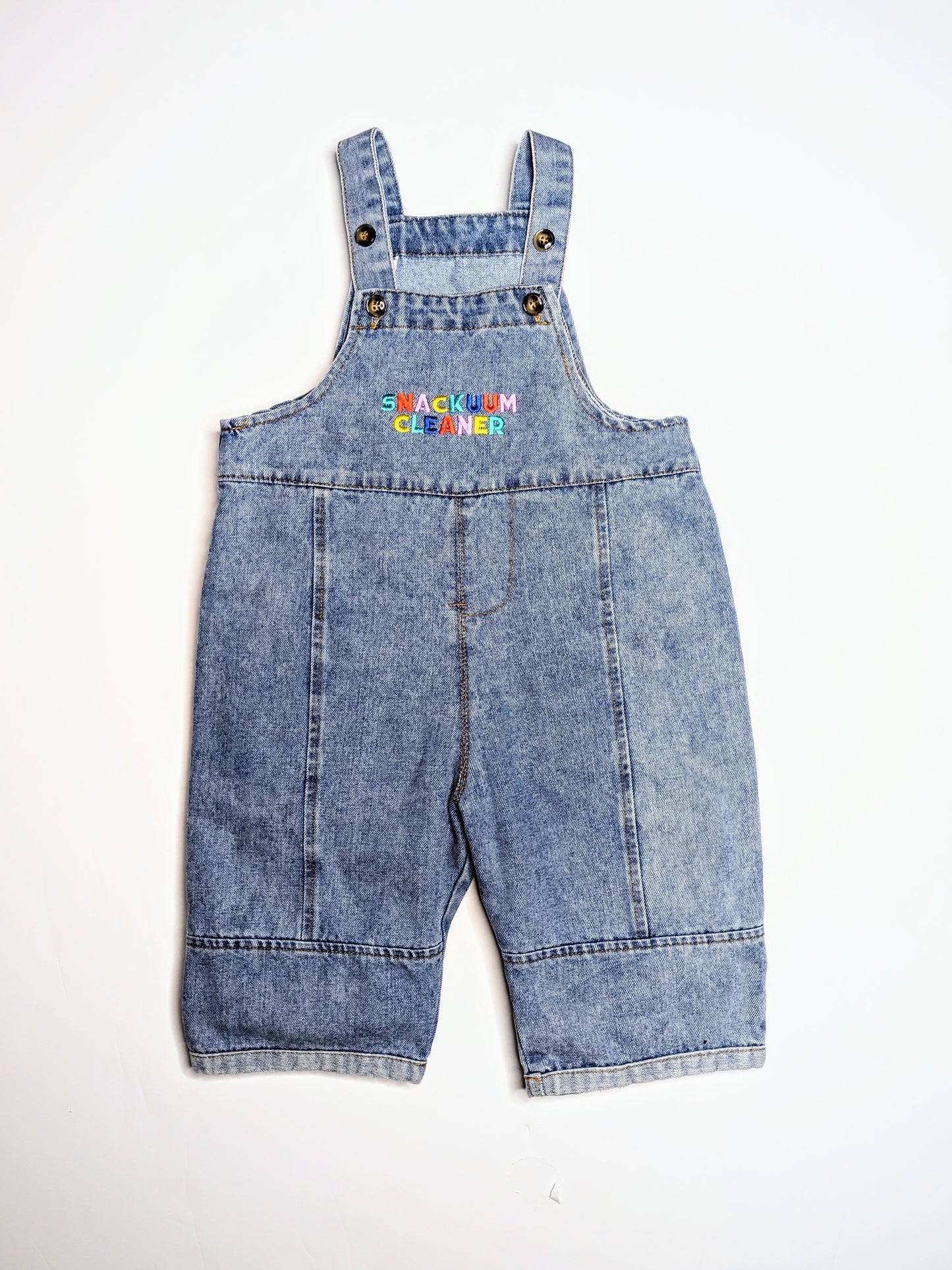 snackuum cleaner phoenix dungarees