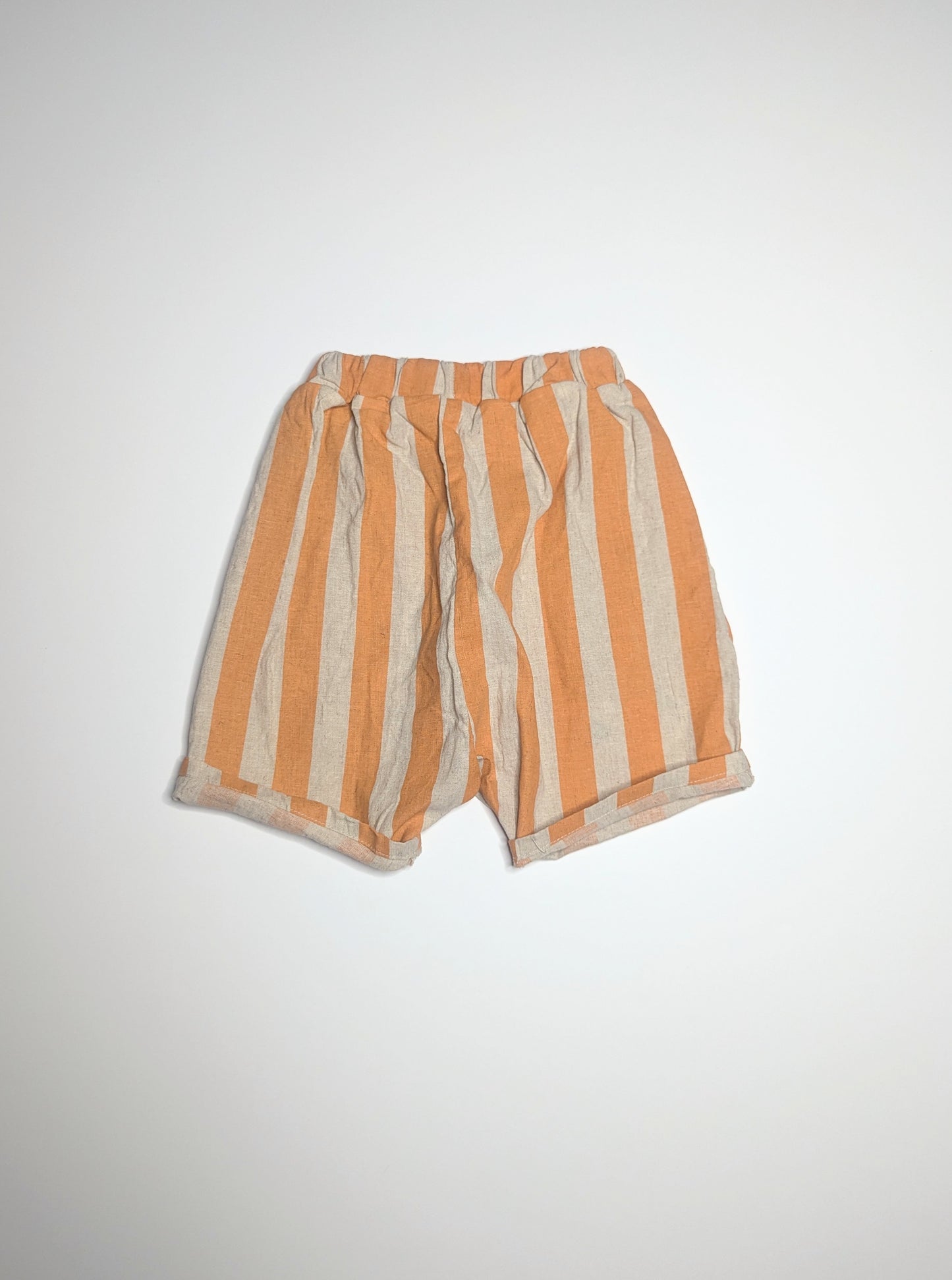 peanut shorts, sunflower