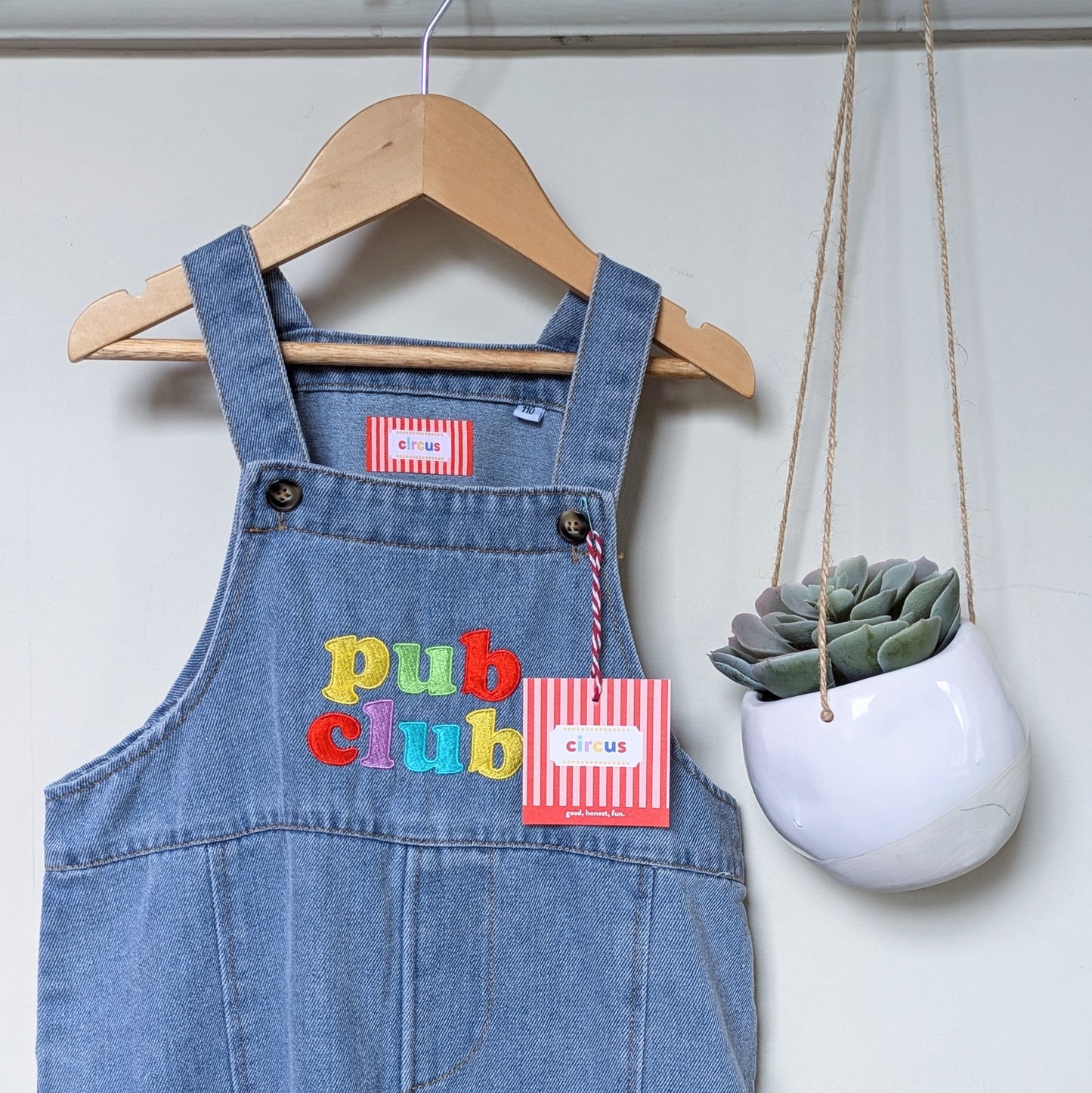 phoenix dungarees, pub club