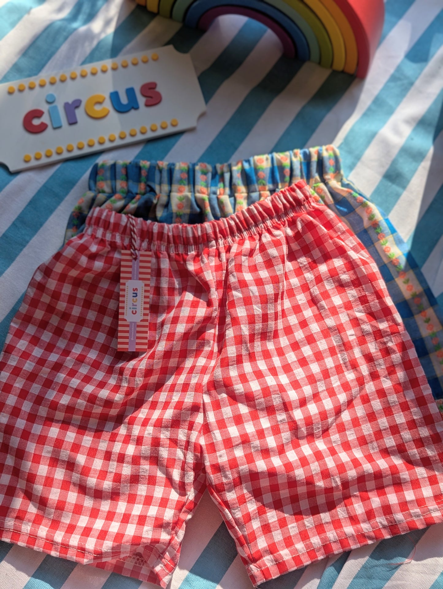 gingham shorts, age 4-6 years