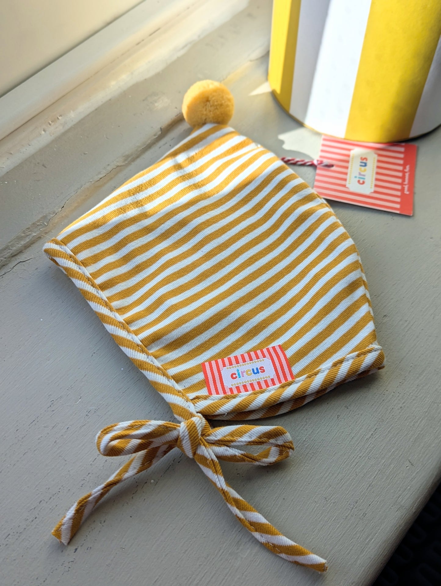 oh baby striped bonnet