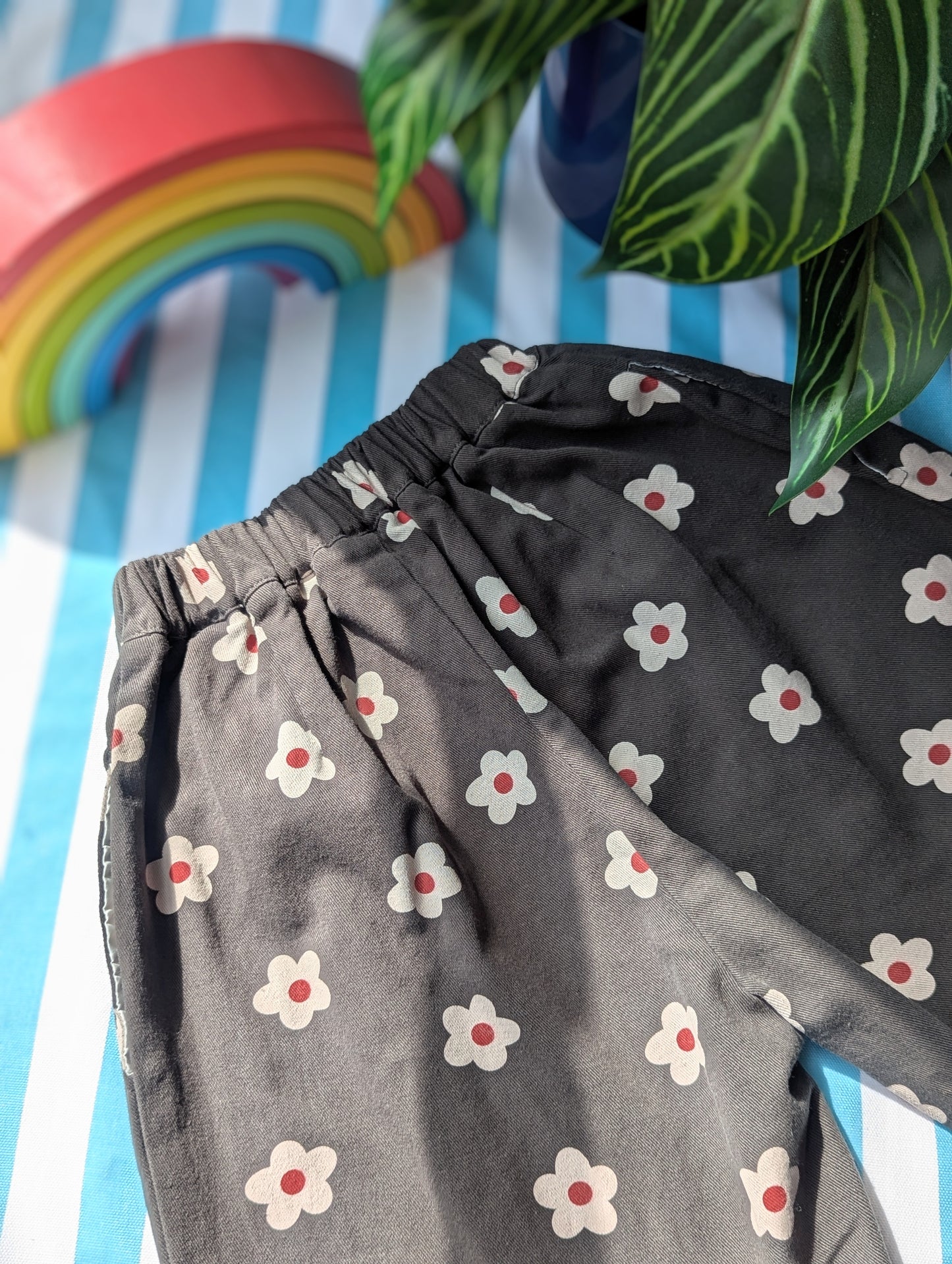flora trousers