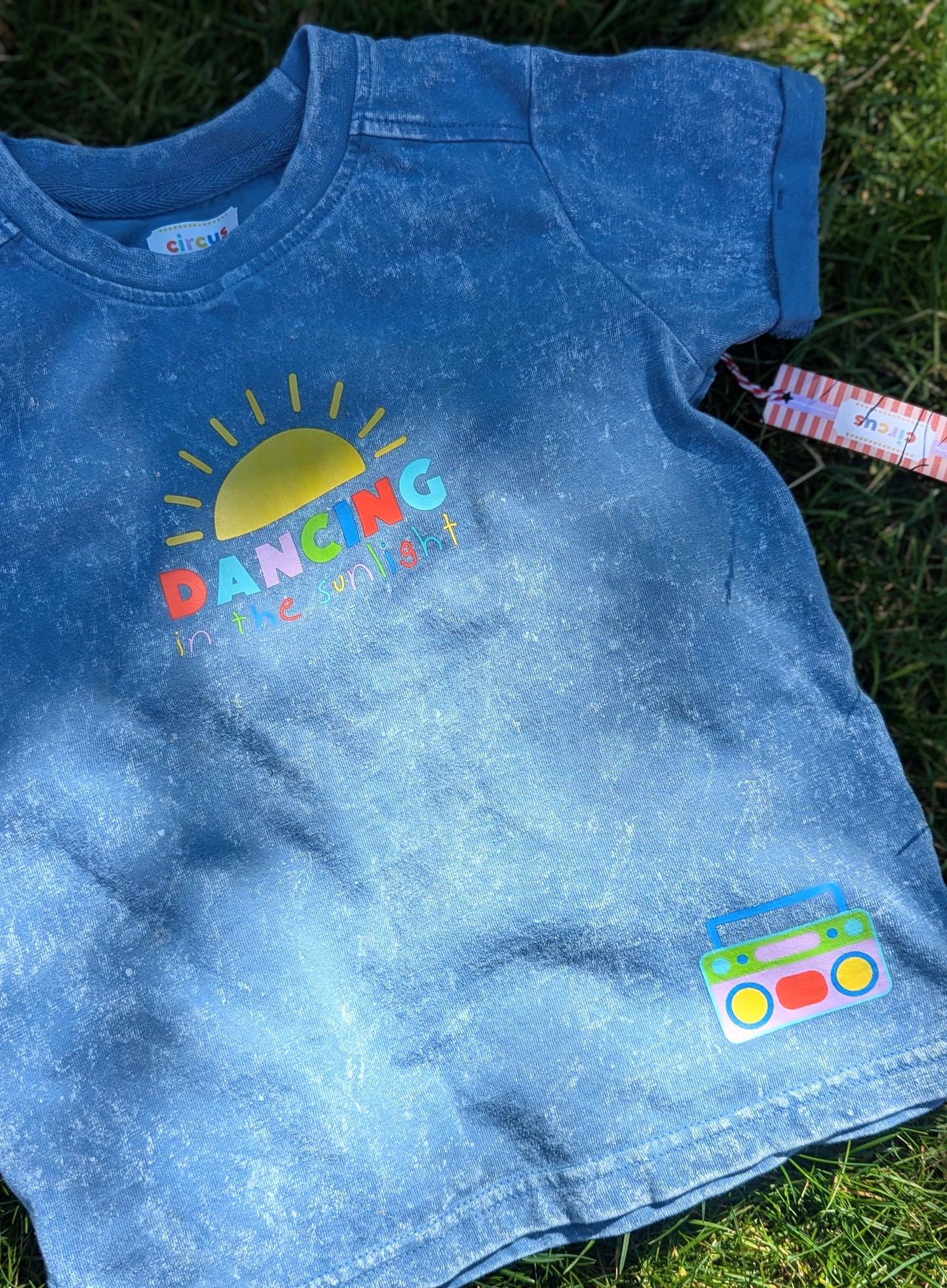 acid wash t-shirt, customisable