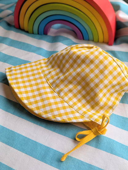 gingham reversible bonnet