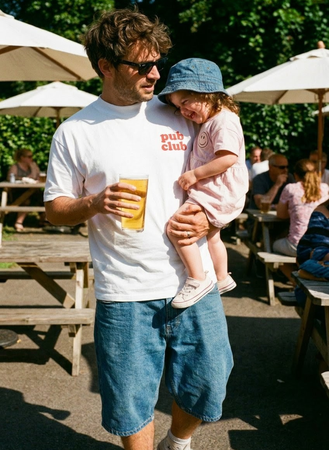 pub club oversized t-shirt, grown-up